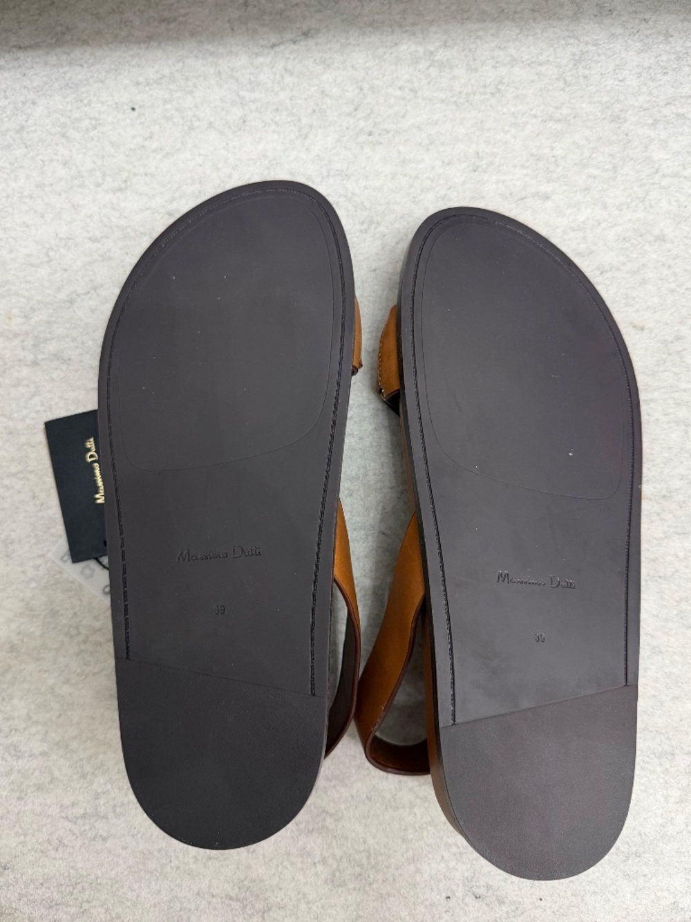 Massimo Dutti - Picture 5 of 5